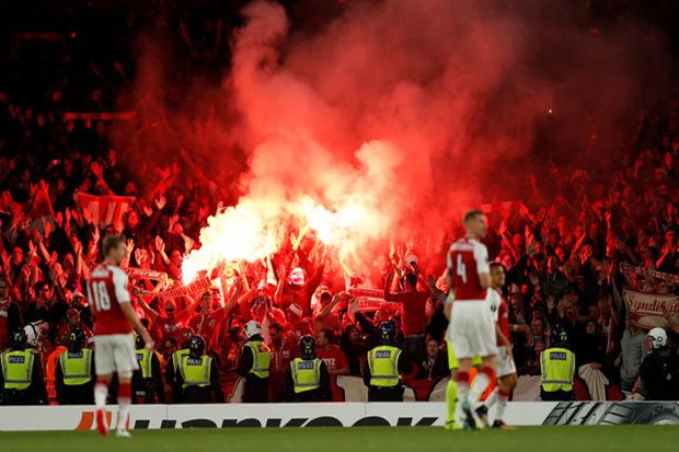 UEFA Proses Insiden Kericuhan Laga Arsenal vs FC Koeln