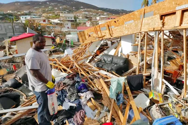 Badai Maria Meluluhlantakkan Dominika