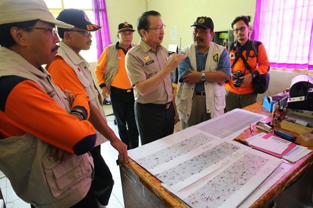 Gunung Agung Siaga, Kepala BNPB Minta Petugas Dibekali Baju Tahan Api