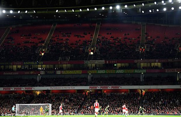 Jumlah Penonton Arsenal Mencapai Titik Terendah di Stadion Emirates