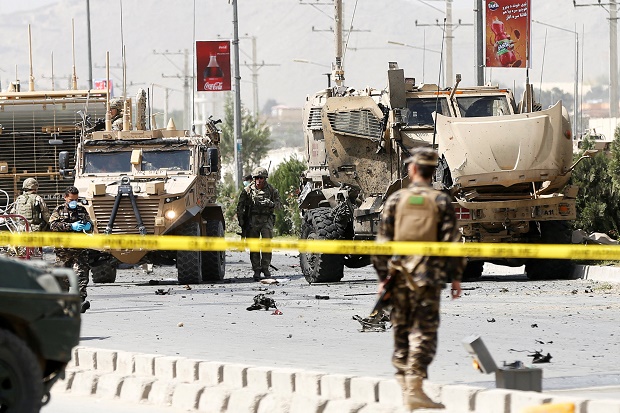 Bom Bunuh Diri Hantam Konvoi NATO di Afghanistan