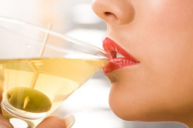 Tolak Minuman Beralkohol untuk Hindari Kanker Payudara