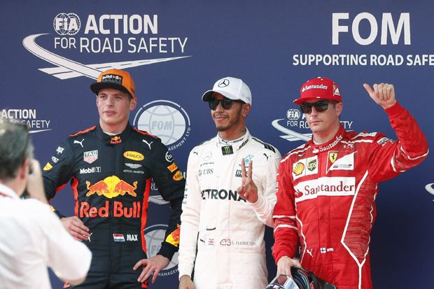 Hamilton Raih Pole Position, Vettel Terjebak di Posisi Buncit