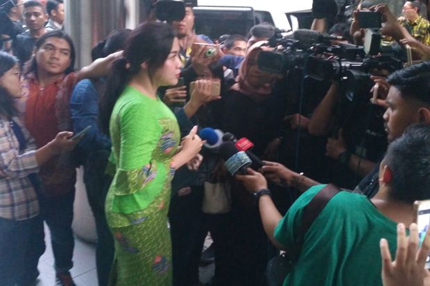 Vicky Shu Dua Kali Umrah Menggunakan Jasa First Travel