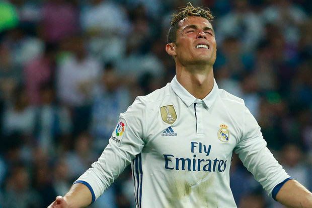 Tak Kunjung Cetak Gol di La Liga, Ronaldo Semakin Tertinggal dari Messi