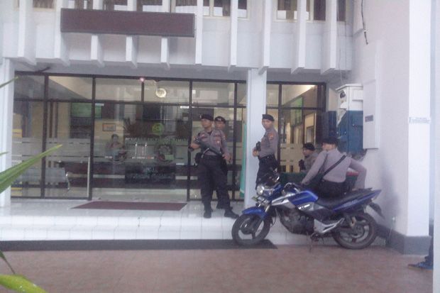KPK Geledah Kantor dan Rumah Dinas Ketua Pengadilan Tinggi Manado