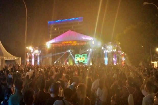Penonton Terus Padati Malam Terakhir Synchronize Fest 2017