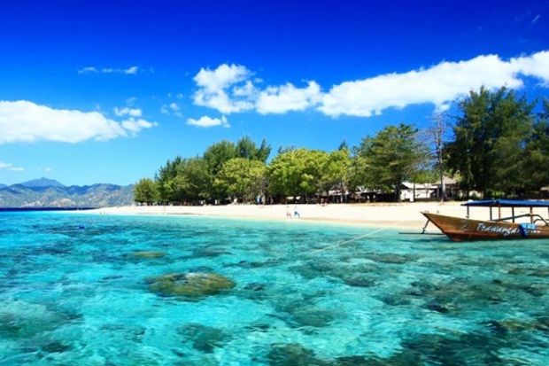 Wisata Bali Kalahkan Spanyol