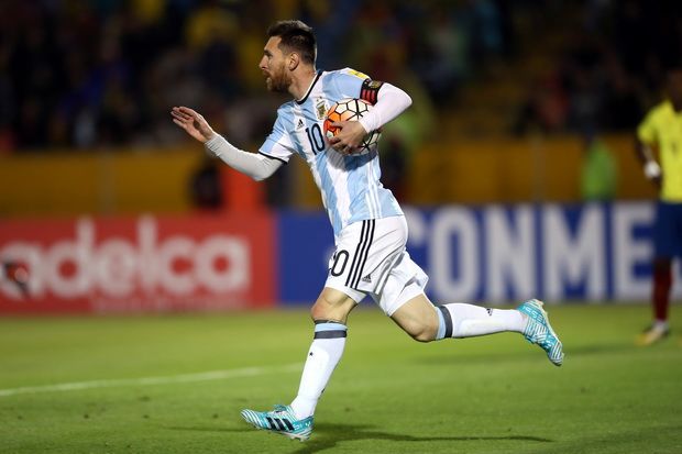 Hat-trick Messi Pastikan Argentina Terbang ke Rusia