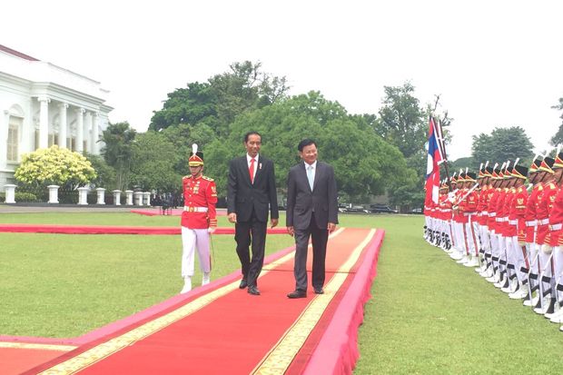 Jokowi Sambut PM Laos di Istana Bogor