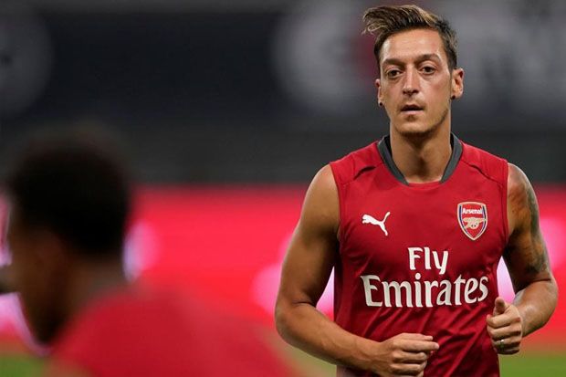 Arsenal Masih Butuh Mesut Oezil