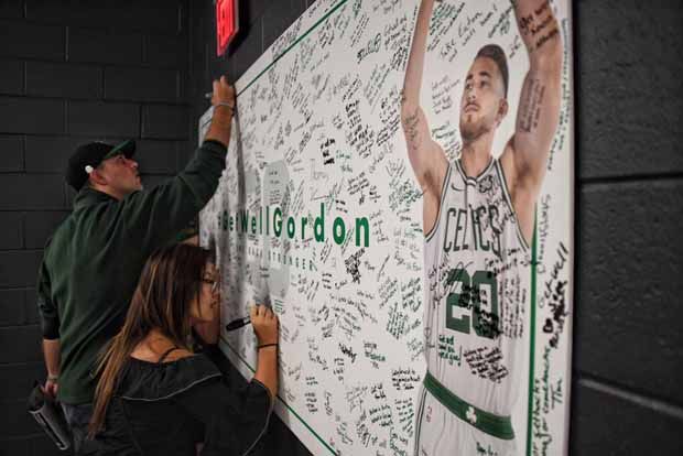 Celtics Merilis Video Pertama Pasca-cedera Horor Gordon Hayward