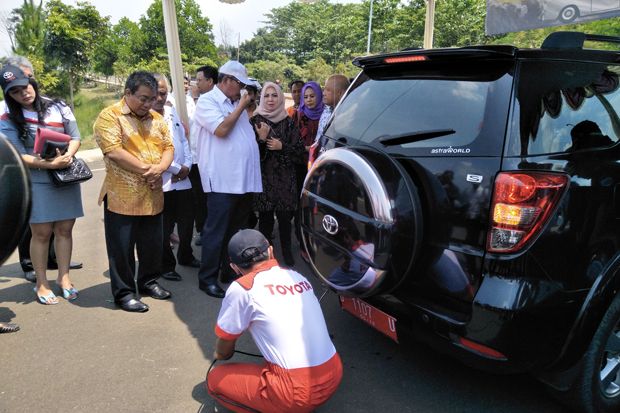 Dishub Bandung Barat Uji Emisi 350 Kendaraan Pelat Merah