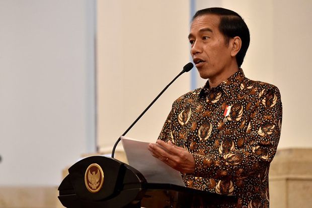 Jokowi Terima Mantan PM Jepang di Istana Merdeka