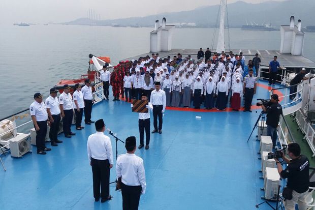 Hari Sumpah Pemuda, ASDP Gelar Upacara di Atas Kapal