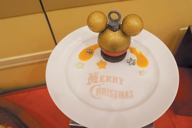 Hong Kong Disneyland Siapkan Natal Bersama Mickey dan Minnie