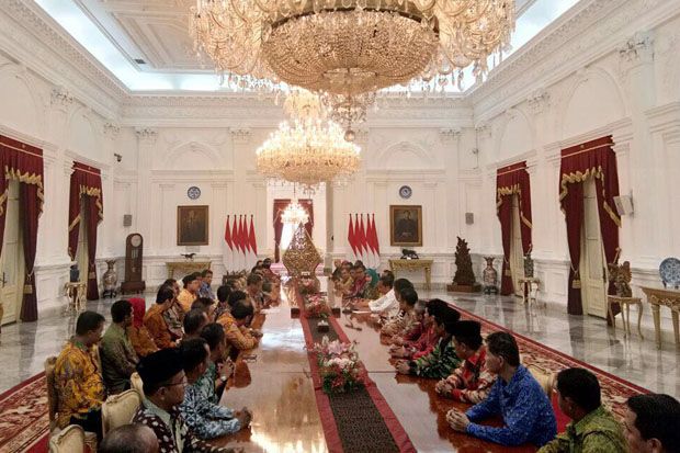 Presiden Jokowi Terima Pengurus KAHMI di Istana Merdeka