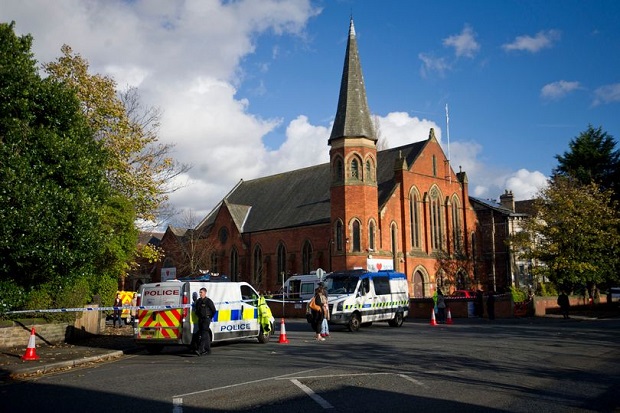 Masjid Manchester Ditutup usai Diteror Surat Bubuk Putih