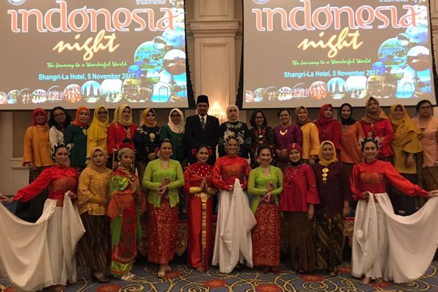 Pertunjukan Angklung Pukau Undangan Acara Indonesia Night di Doha
