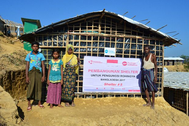 Pengungsi Rohingya Dapat Bantuan Shelter Sebelum Musim Dingin Tiba