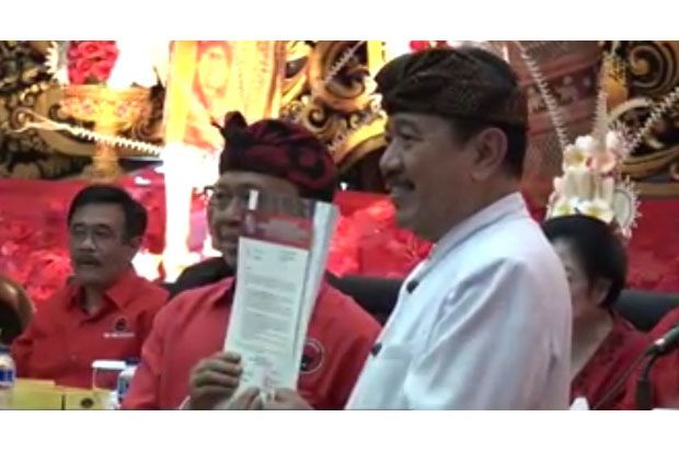 I Wayan Koster dan Cok Oka Resmi Diusung PDIP di Pilgub Bali 2018
