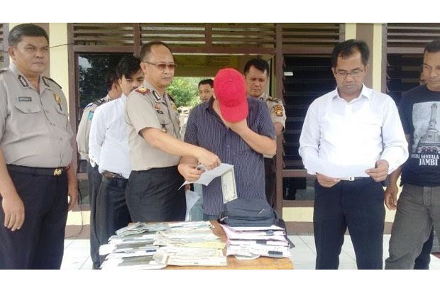 PNS Samsat Kota Lubuk Linggau Jadi Mafia Pajak, Diringkus Polisi
