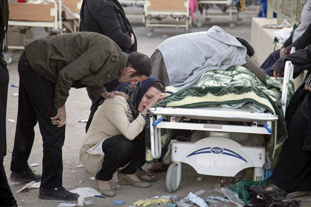 Korban Tewas Gempa Dahsyat di Iran Capai 430