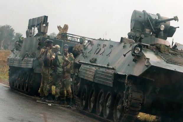 Rumor Kudeta Merebak, Panglima Militer Zimbabwe Dicap Pengkhianat
