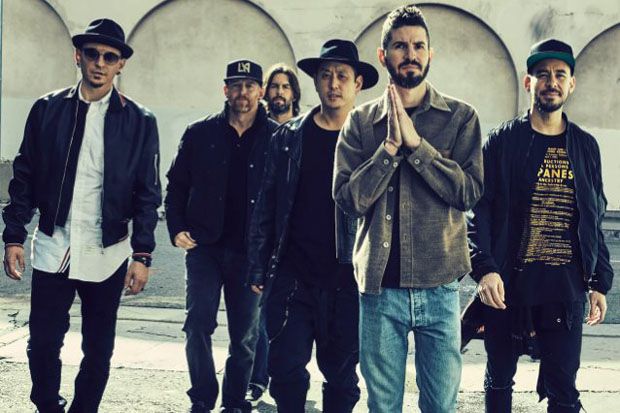 Linkin Park Rilis Album One More Light Live untuk Chester Bennington
