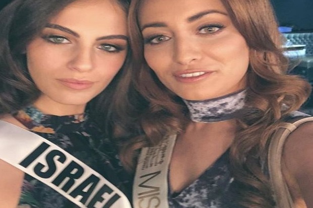 Atas Nama Cinta dan Damai, Ratu Kecantikan Israel dan Irak Selfie Bareng