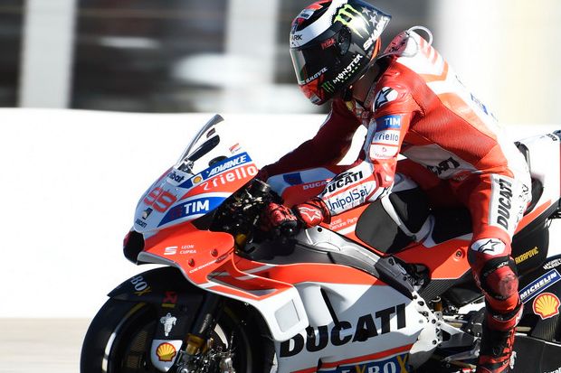 Lorenzo Soroti Lambatnya Persiapan Tim Ducati