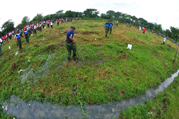 Prajurit Kodam IV/Diponegoro dan Korpri Jateng Tanam 12.000 Pohon