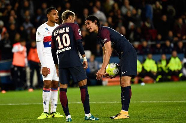 Cavani Tak Lagi Jadi Algojo PSG