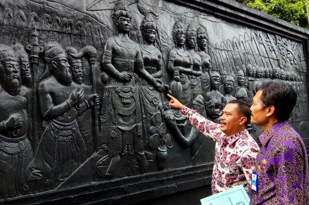 Melihat Anjungan Jawa Timur di Taman Mini Indonesia Indah