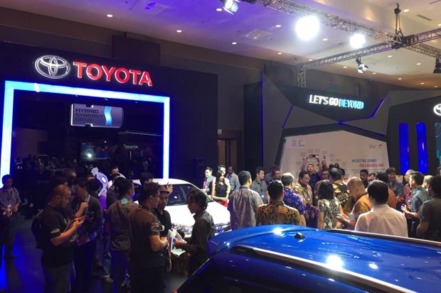 Toyota Gencarkan Sosialisasi Teknologi Hybrid ke Daerah