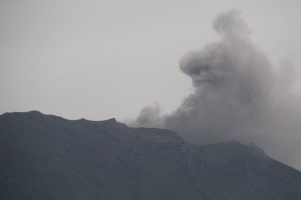 Terdampak Letusan Gunung Agung, Bandara Lombok Praya Ditutup