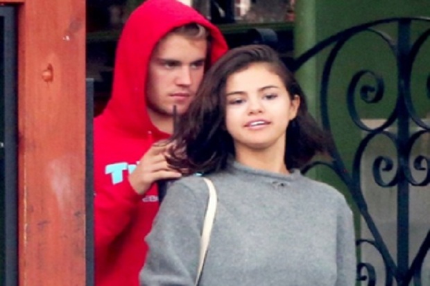 Keluarga Selena Gomez Tak Yakin dengan Cinta Justin Bieber