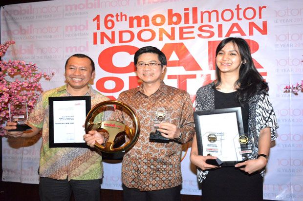 Kijang-Vios Ikut Berjaya di Ajang Indonesia Car of The Year 2017