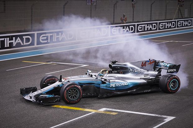 Lewis Hamilton Bicara Jenis Ban Baru di Formula 1