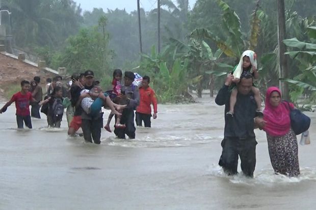 Banjir Rendam 3 Kecamatan di Aceh Selatan, Ratusan Warga Mengungsi