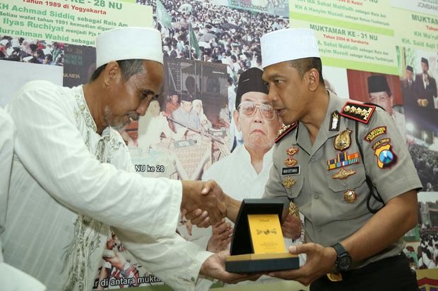 Kapolrestabes Surabaya Datangi Kantor PCNU dan Muhammadiyah