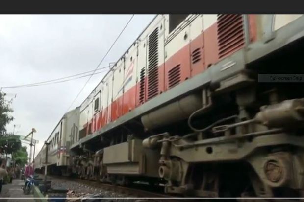Aksi Heroik Warga Malang Hentikan Kereta Setelah Lihat Rel Putus