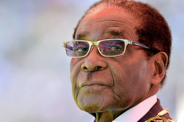 Mugabe Terbang ke Singapura untuk Pemeriksaan Medis