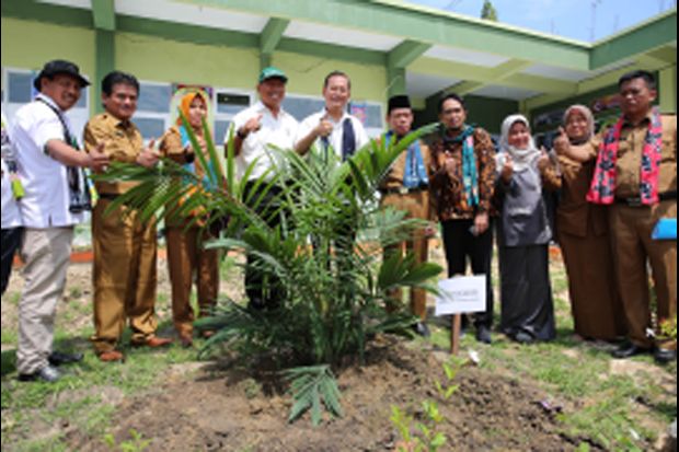 Cetak Petani Andal, Sekolah Sawit Lestari Diluncurkan