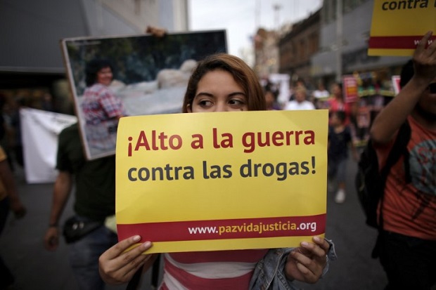 Geng Narkoba Gantung Mayat 6 Orang di 3 Jembatan di Meksiko