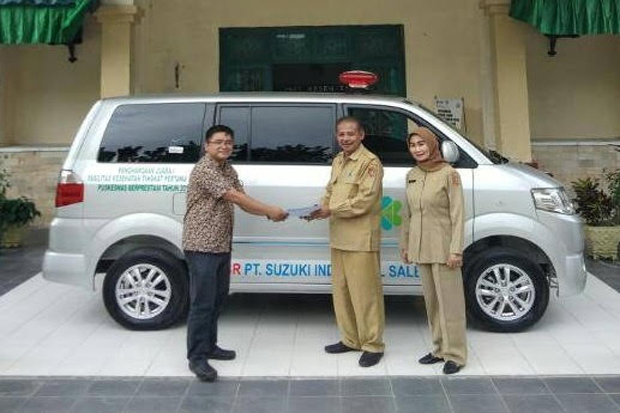 Suzuki Beri Ambulance untuk Pemenang Fasilitas Kesehatan Tingkat Pertama