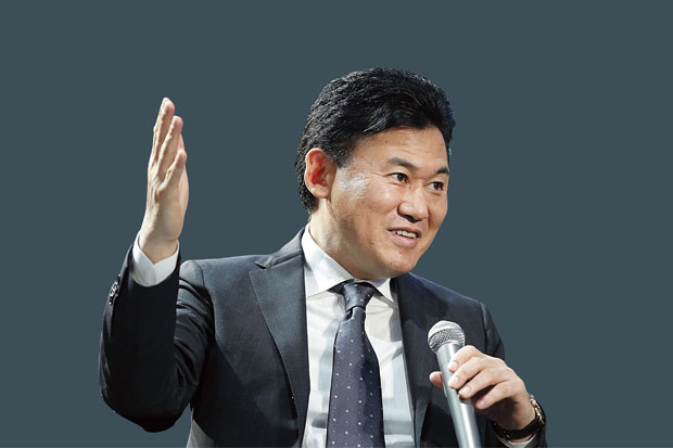 Hiroshi Mikitani Mengejar 2 Miliar Konsumen