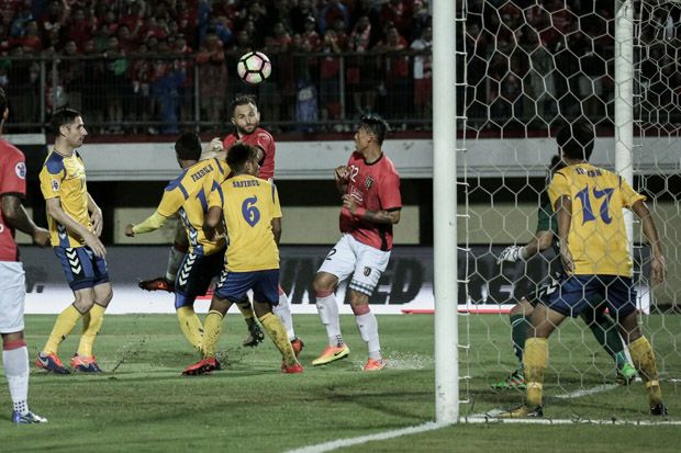 Lumat Tampines Rovers, Bali United Lolos