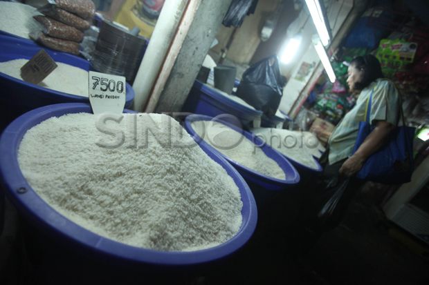 Stok Beras di Gudang Bulog Bawen 1.544 Ton