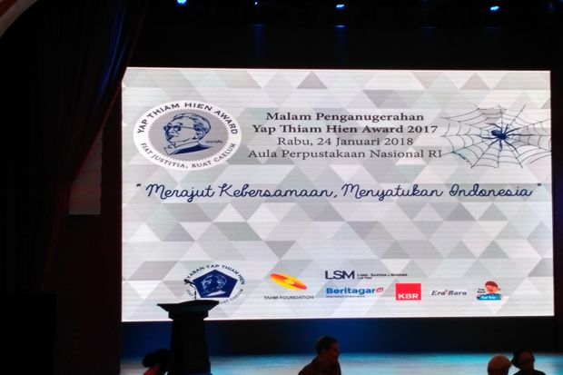 Gus Mus Akan Terima Yap Thiam Hien Award 2017